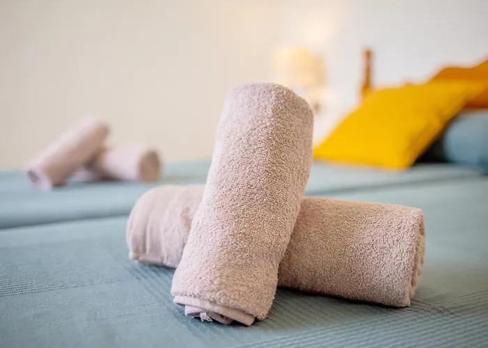 Delfines Biniforcat Apartment *