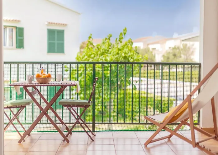 Delfines Biniforcat Appartement *